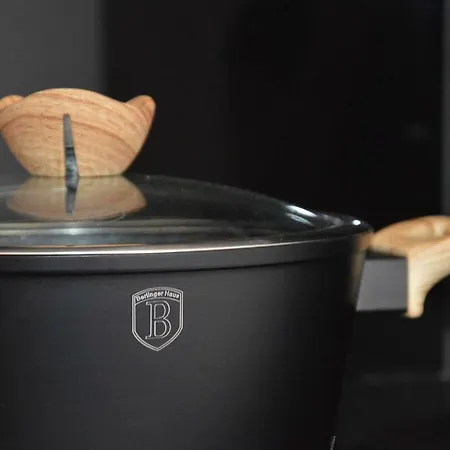 S. Luxury Princess 公寓式酒店 3*