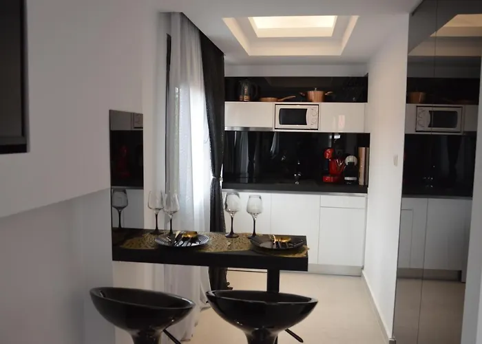 S. Luxury Princess מלון דירות Nea Kallikrateia